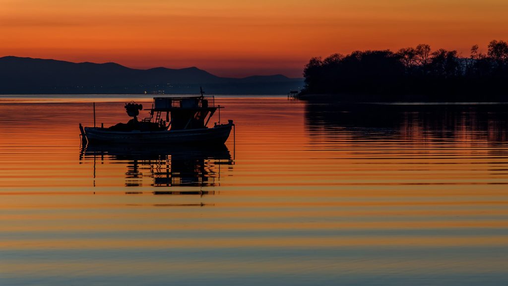 trixonida lake