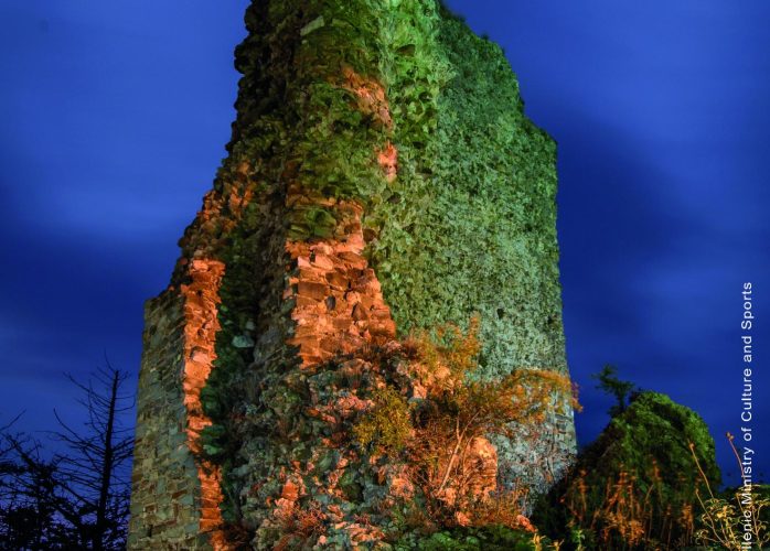 kastro aggelokastrou